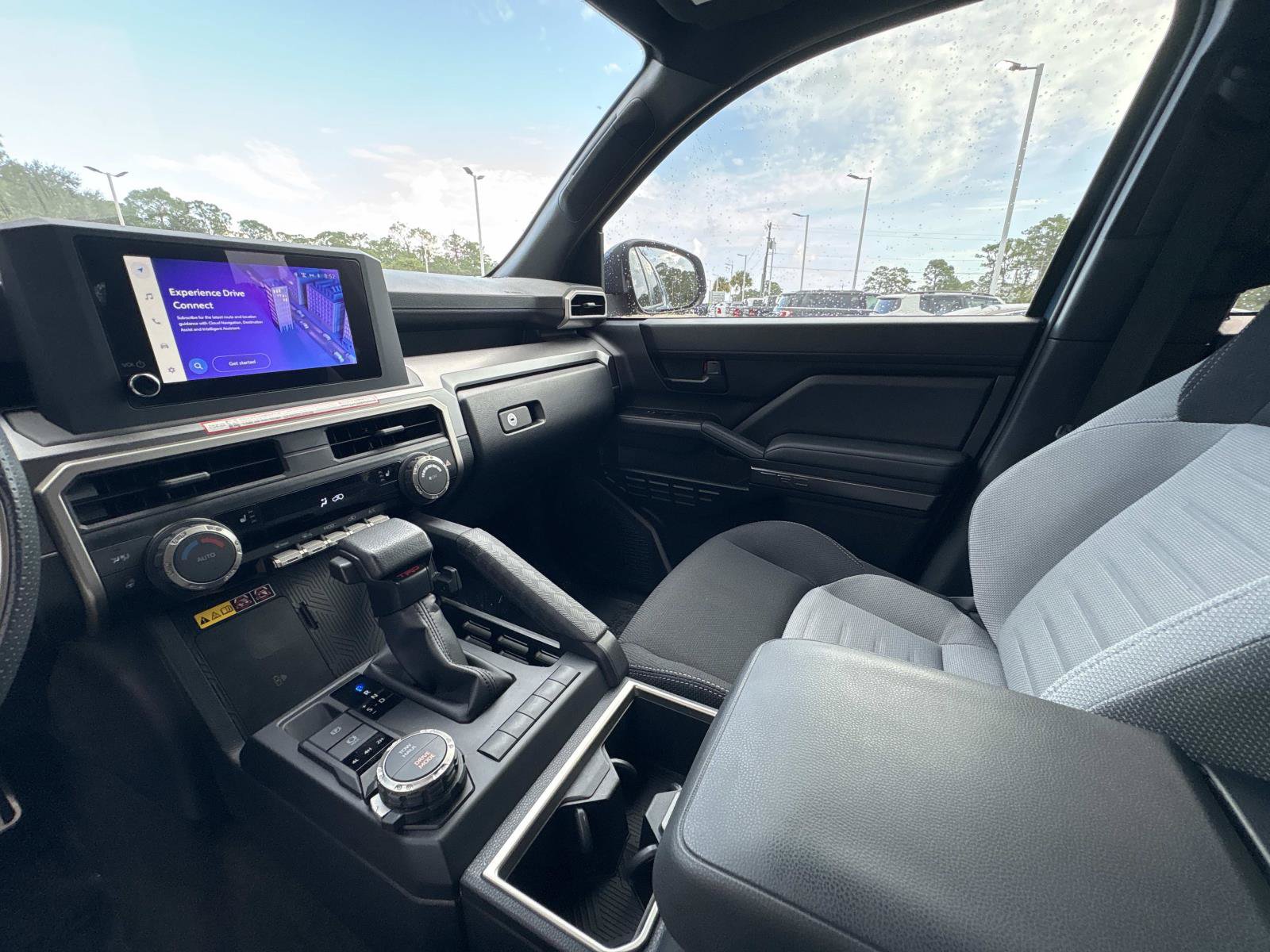 Used 2025 Toyota 4Runner TRD Sport AWD/4WD image 25