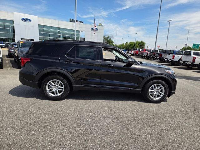 New 2026 Ford Explorer Active w/ Active Comfort Package RWD image 37