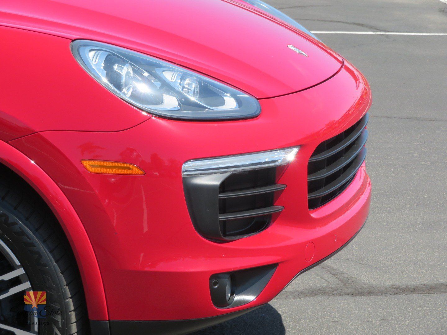 Used 2016 Porsche Cayenne w/ Premium Package AWD/4WD image 31