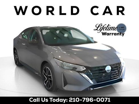 Used 2025 Nissan Sentra SR w/ SR Premium Package FWD image 1