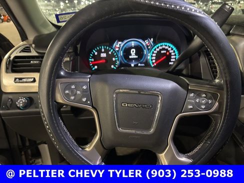 Used 2019 GMC Yukon Denali w/ Denali Ultimate Package image 13
