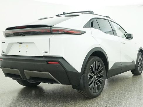 New 2026 Toyota C-HR AWD/4WD image 33