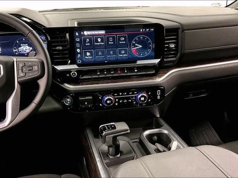 Used 2026 GMC Sierra 1500 Elevation AWD/4WD image 7