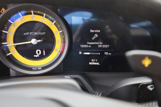 Used 2024 Porsche 911 GT3 RS w/ Weissach Package RWD image 32