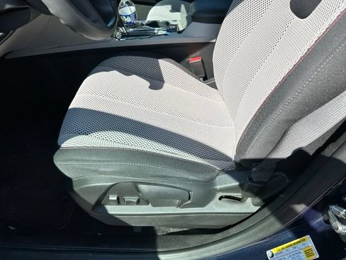 Used 2016 GMC Terrain SLE FWD image 30