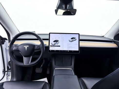 Used 2021 Tesla Model Y 2WD image 25