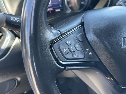 Used 2022 Chevrolet Equinox RS FWD image 24