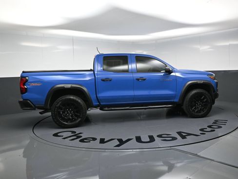 Used 2025 Chevrolet Colorado Trail Boss AWD/4WD image 10