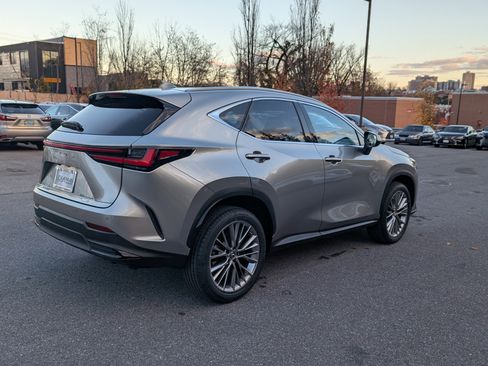 Used 2022 Lexus NX 350h AWD image 3