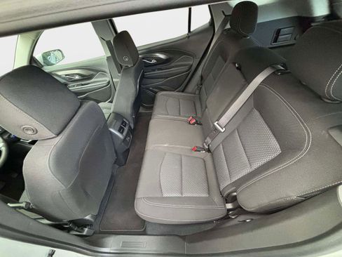 Used 2022 GMC Terrain SLE w/ Driver Convenience Package image 14