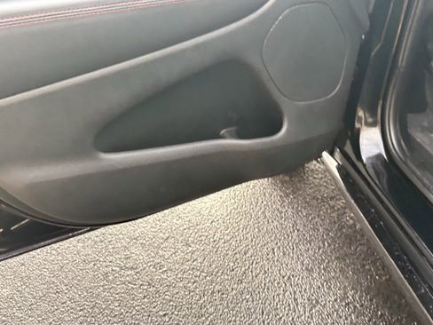 Used 2023 Dodge Durango GT image 11