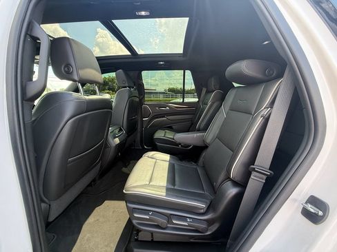 Used 2023 Cadillac Escalade Premium Luxury w/ LPO, Radiant Package AWD/4WD image 19