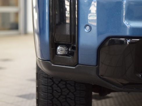Used 2025 GMC Sierra 2500 Denali Ultimate AWD/4WD image 13
