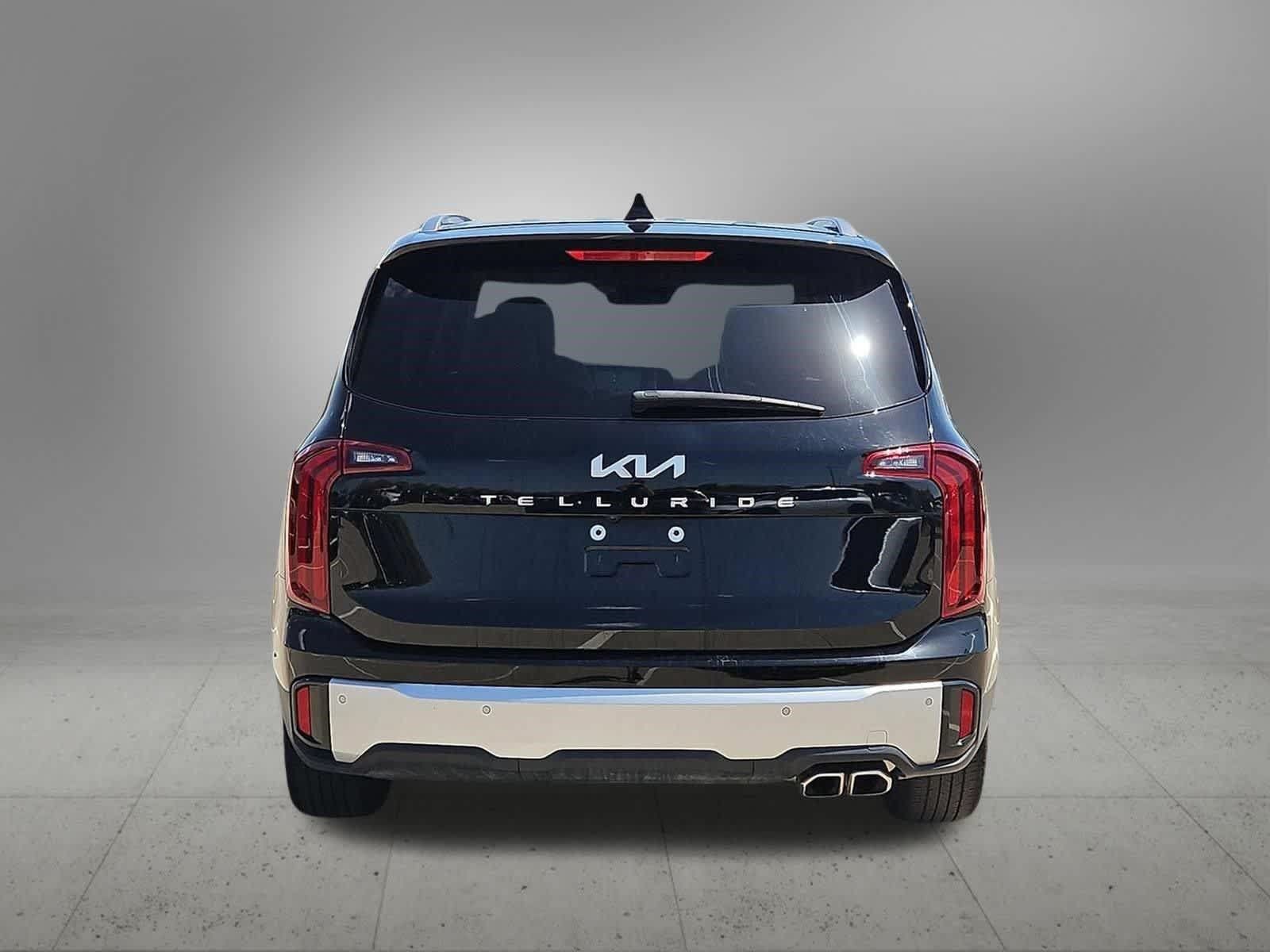Certified 2024 Kia Telluride S FWD image 5