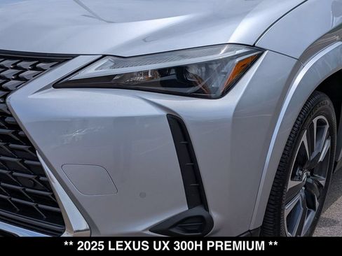 Used 2025 Lexus UX 300h AWD w/ Cold Area Package image 17