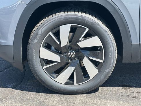 New 2026 Volkswagen Atlas Cross Sport SEL AWD/4WD image 6