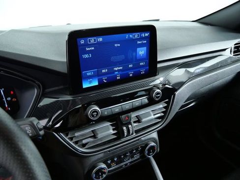 Certified 2025 Ford Escape ST-Line AWD/4WD image 19