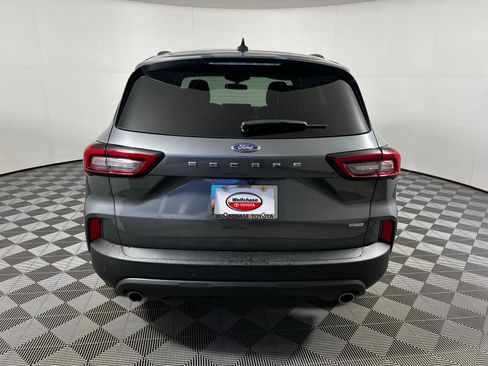 Used 2025 Ford Escape ST-Line w/ Equipment Group 301A image 6