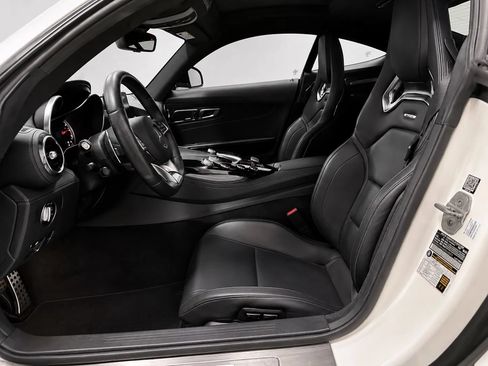 Used 2017 Mercedes-Benz AMG GT Coupe image 11