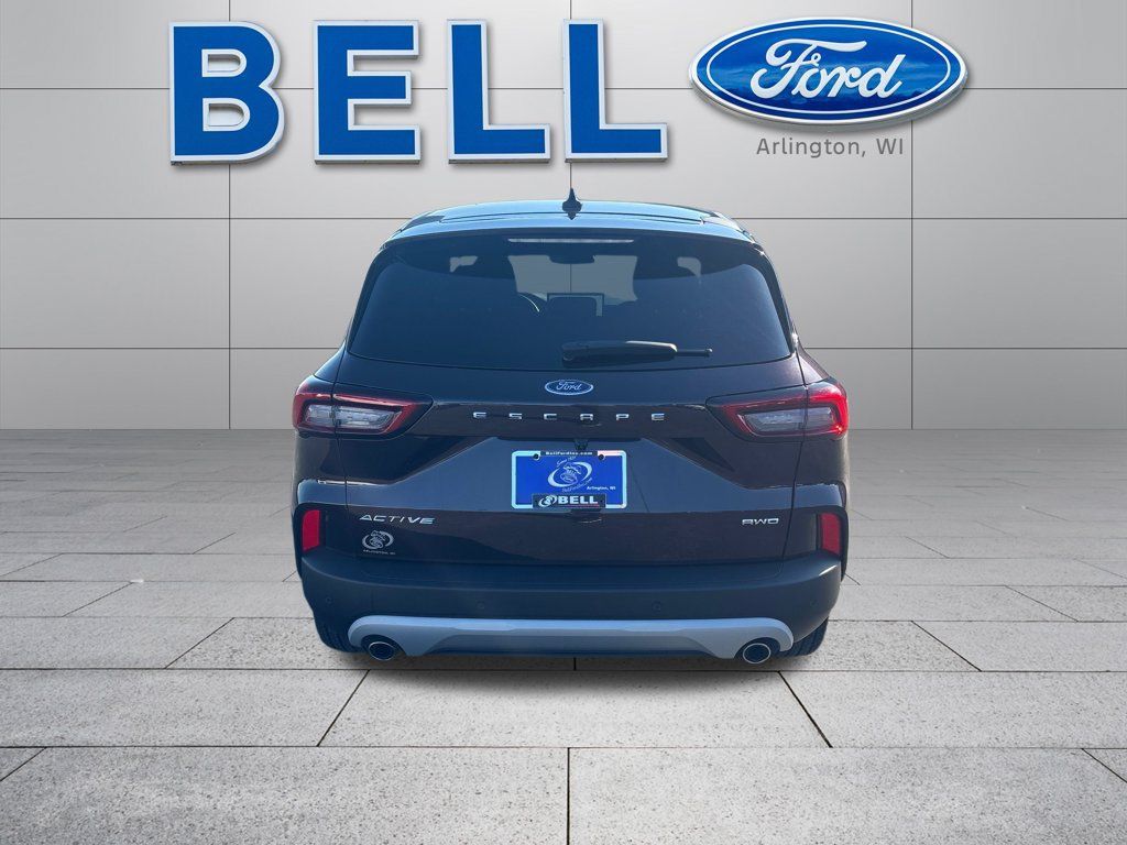 Used 2023 Ford Escape Active w/ Tech Pack #2 AWD/4WD image 5