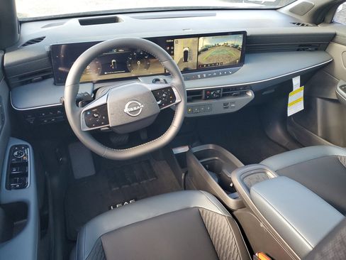 New 2026 Nissan Leaf Platinum+ image 11