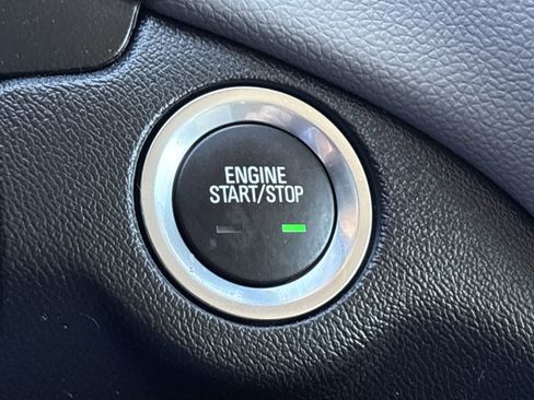 Used 2023 Chevrolet Equinox LS w/ Driver Confidence II Package image 28