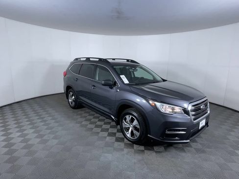 Used 2019 Subaru Ascent Premium AWD/4WD image 2