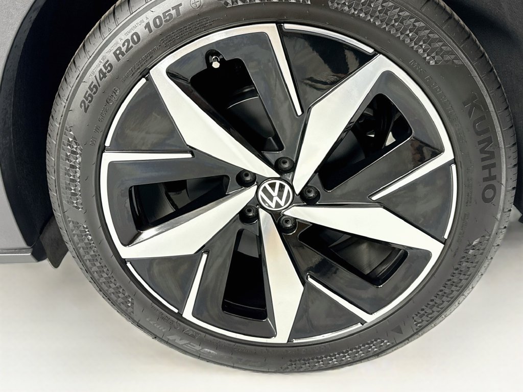 Used 2023 Volkswagen ID.4 Pro S RWD image 31