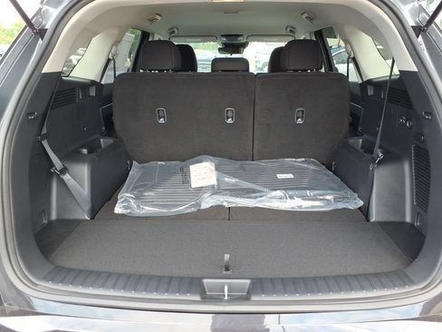 Certified 2026 Kia Sorento LX FWD image 7