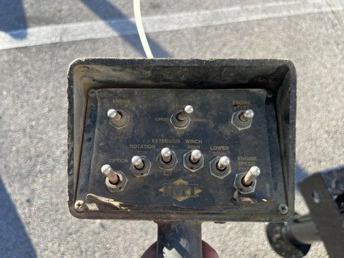 Used 2012 Ford F550 2WD Regular Cab Super Duty w/ Payload Upgrade Pkg image 23