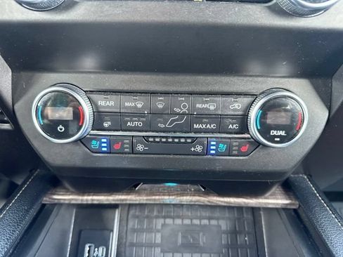 Used 2020 Ford Expedition Limited w/ Special Edition Package AWD/4WD image 20