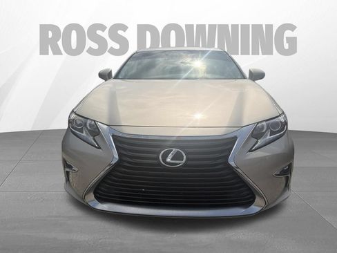 Used 2016 Lexus ES 350 w/ Premium Package w/Wood Trim FWD image 2