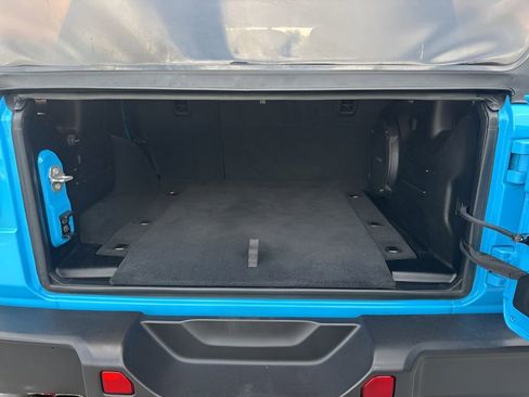 Used 2021 Jeep Wrangler Unlimited Rubicon image 24