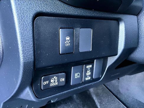 Certified 2023 Toyota Tacoma TRD Sport w/ TRD Premium Sport Package AWD/4WD image 33