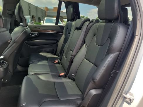 Used 2017 Volvo XC90 T6 Momentum w/ Vision Package AWD/4WD image 19