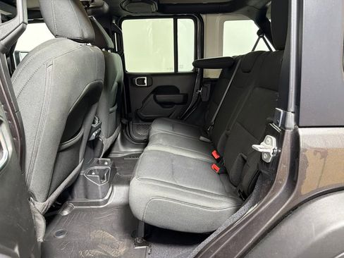 Used 2022 Jeep Wrangler Unlimited Sport AWD/4WD image 26