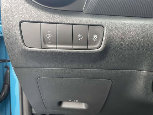 Used 2022 Hyundai Kona SEL w/ Convenience Package image 19