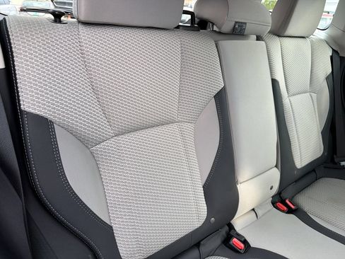 Certified 2024 Subaru Forester Premium AWD/4WD image 33