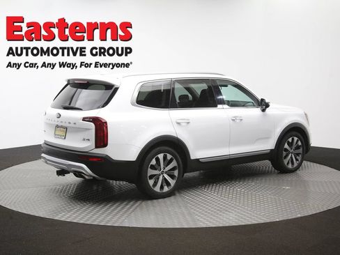 Used 2020 Kia Telluride S w/ S 8 Passenger Seating Package AWD/4WD image 42