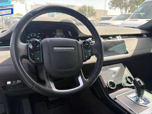 Used 2020 Land Rover Range Rover Evoque SE AWD/4WD image 6