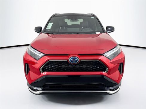 Certified 2024 Toyota RAV4 XSE w/ Premium Package image 9