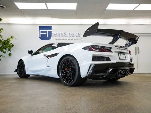 Used 2026 Chevrolet Corvette ZR1 w/ ZR1 Carbon Fiber Aero Package RWD image 41