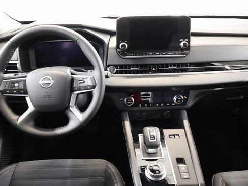 New 2026 Nissan Rogue SL AWD/4WD image 13