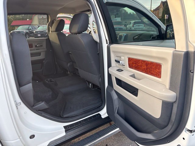 Used 2009 Dodge Ram 1500 Truck SLT w/ Chrome Accents Group AWD/4WD image 16