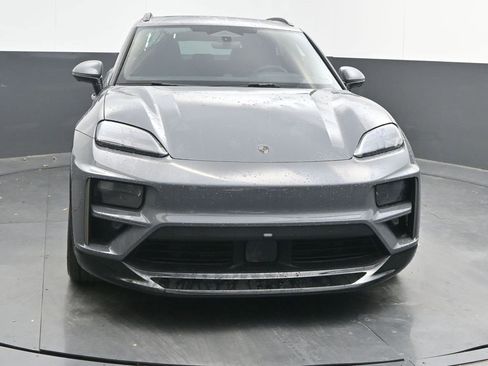 New 2025 Porsche Macan Turbo Electric image 9