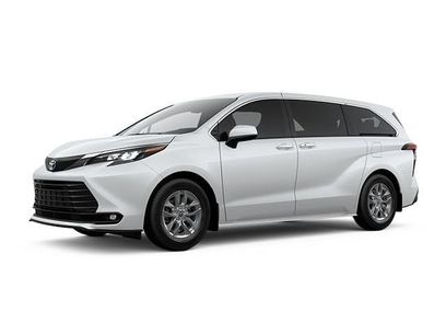 New 2025 Toyota Sienna XLE