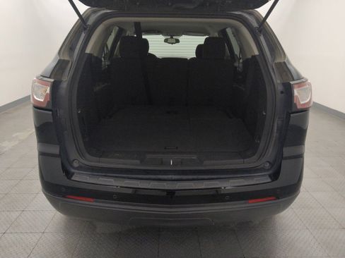 Used 2017 Chevrolet Traverse LT w/ Style and Technology Package FWD image 29