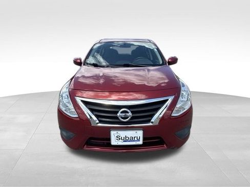 Used 2019 Nissan Versa SV FWD image 2