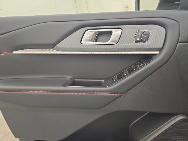 Used 2026 Ford Explorer ST AWD/4WD image 36