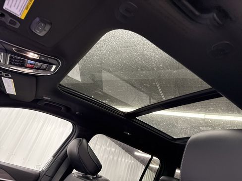 Used 2025 Jeep Grand Cherokee L Limited image 18